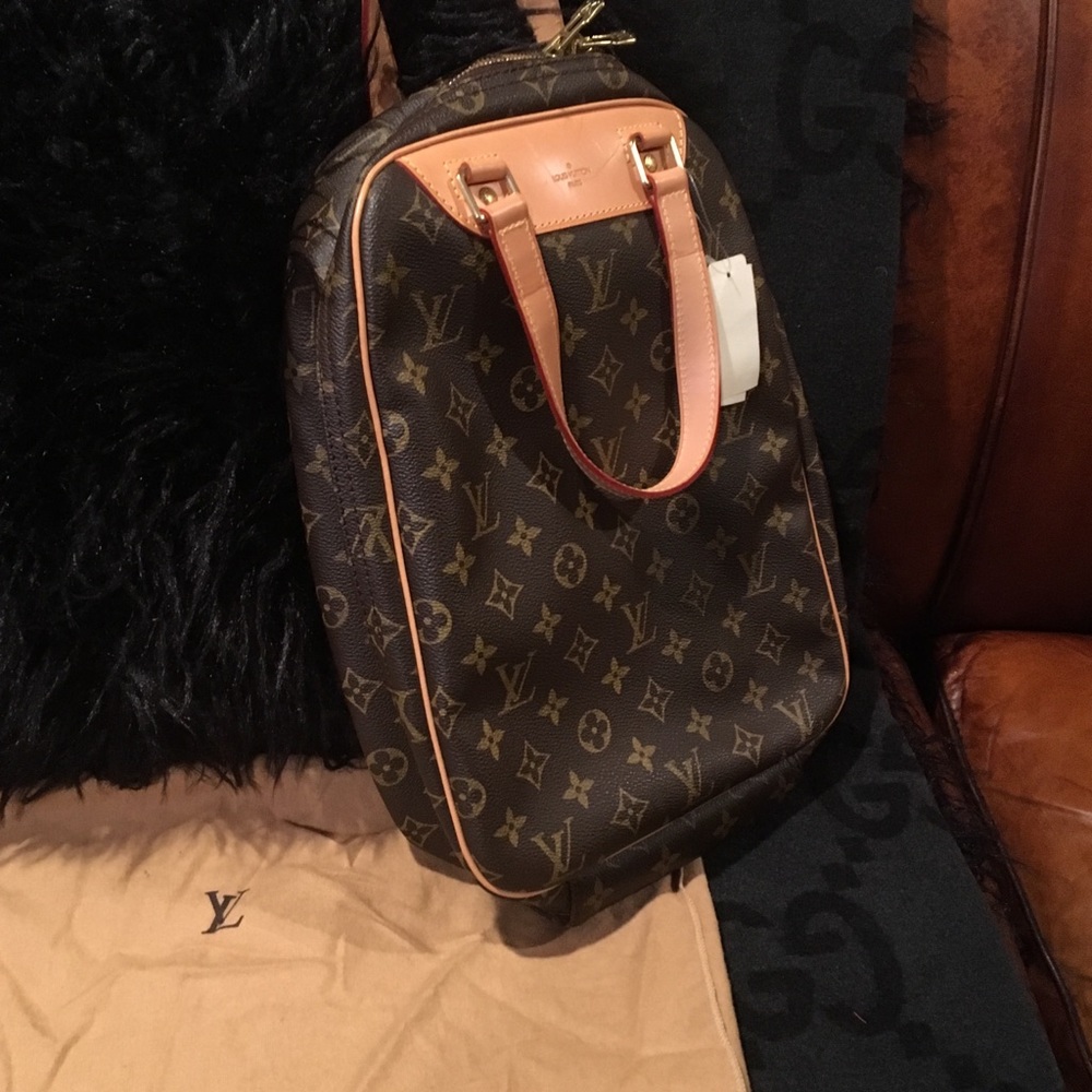 Travel excursion travel bag